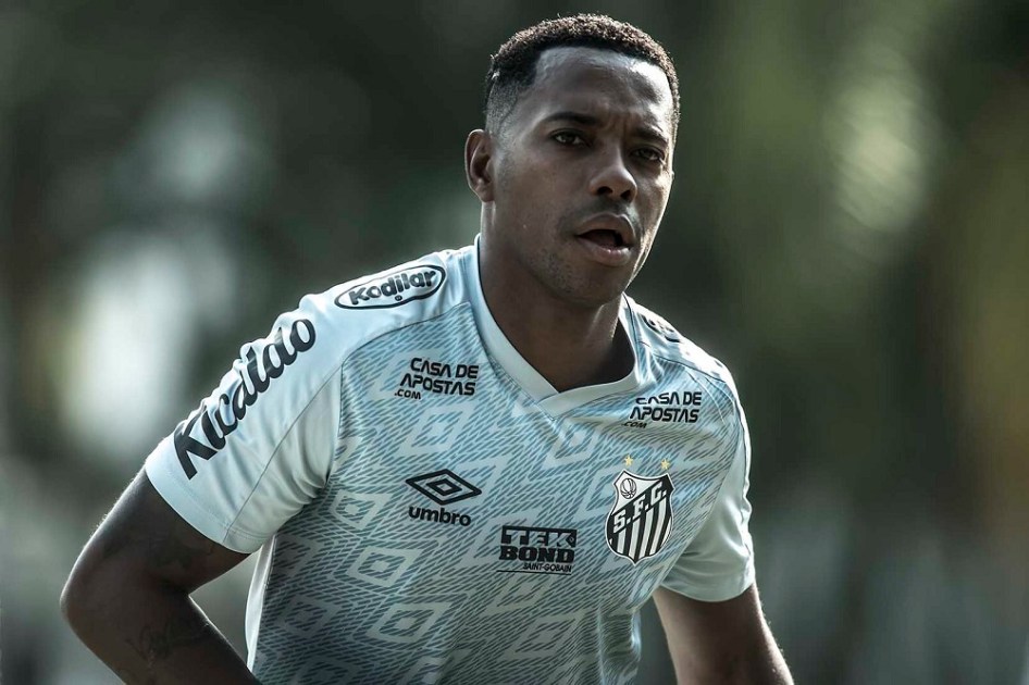 Robinho em treino do Santos no ano de 2020