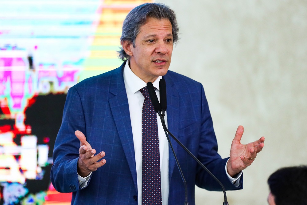 Campanha de Haddad quer conquistar eleitores pêndulos e trazer não votantes para urnas