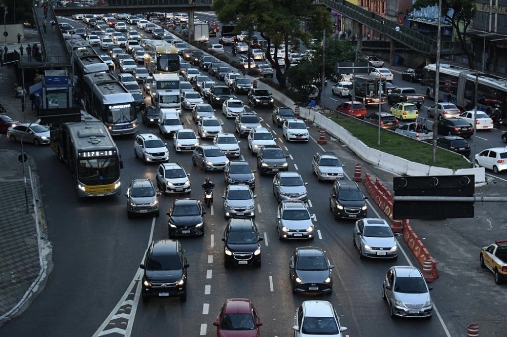 Como fica o rodízio de carros em SP nesta sexta, pós-feriado?