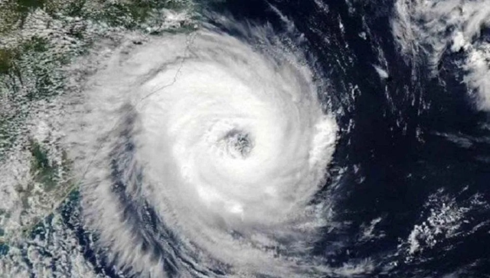 Ciclone bomba se forma no Oceano Atlântico e pode atingir o Sul do Brasil na próxima semana