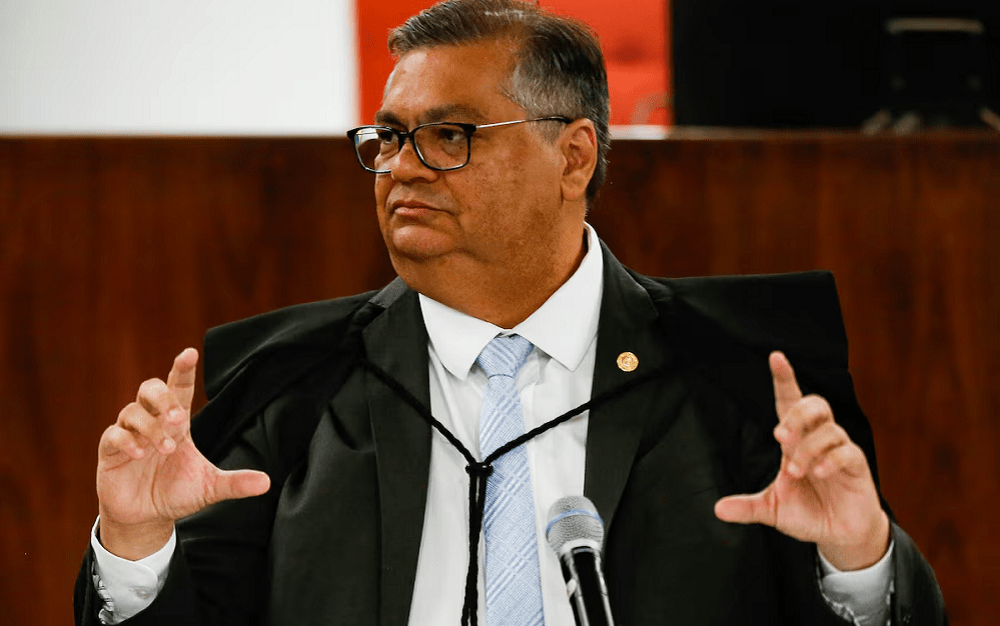 Dino dá 10 dias para Motta apresentar documentos de emendas que estão sob suspeita