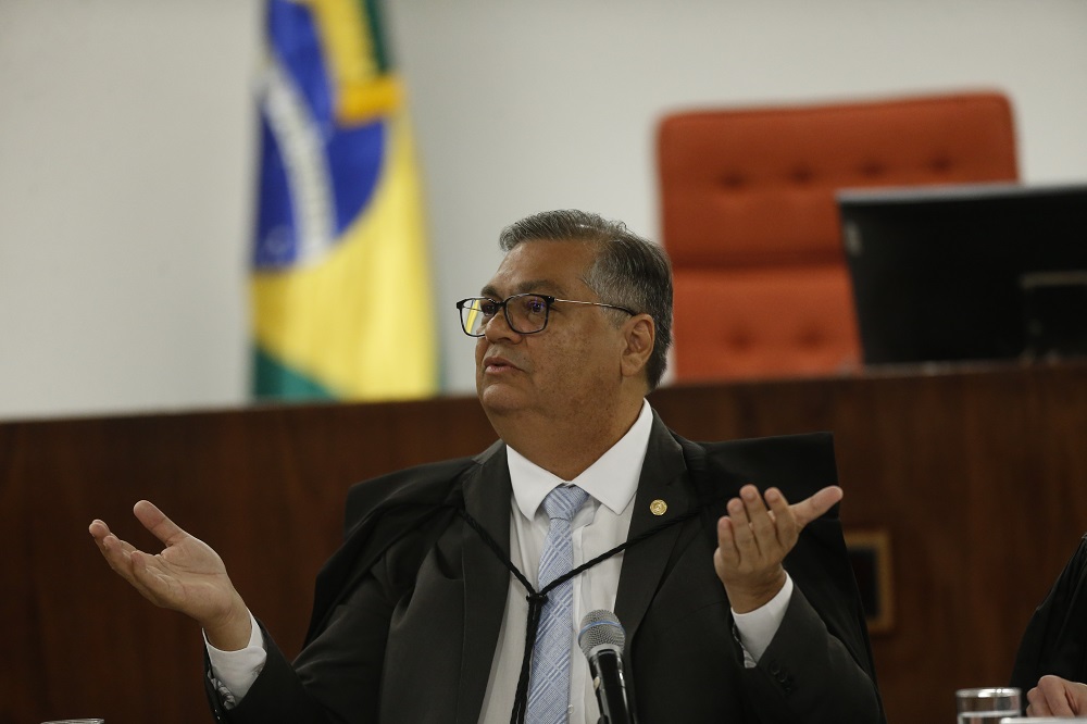 General Mário Fernandes tentou criar narrativa para culpar Flávio Dino pelo 8/1, diz PF
