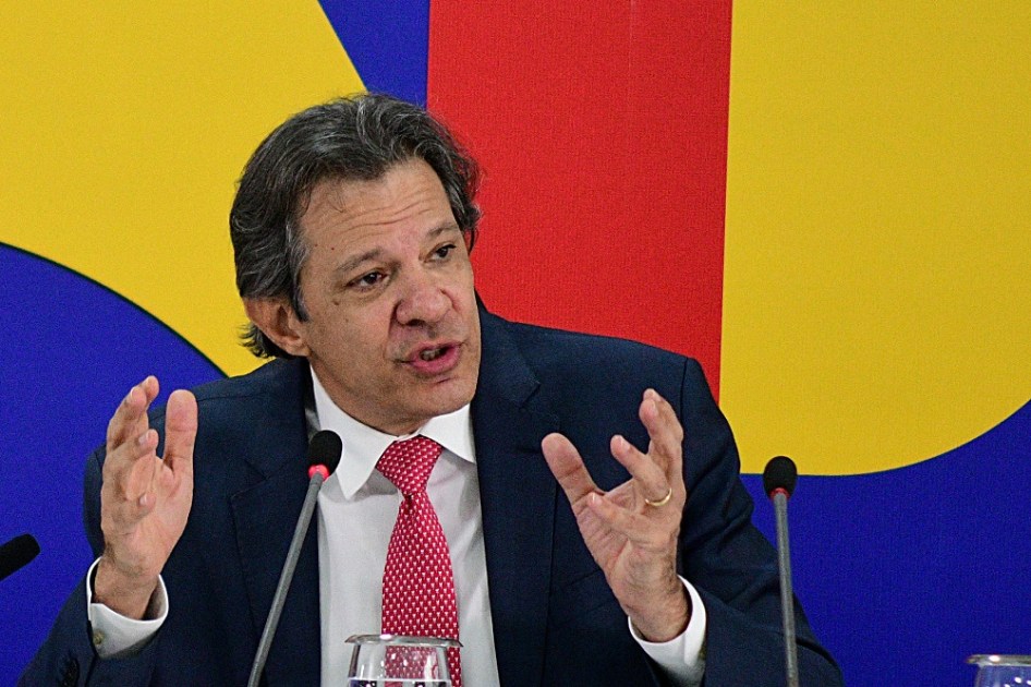 O ministro da Fazenda, Fernando Haddad, participa de reunião com representantes do setor siderúrgico