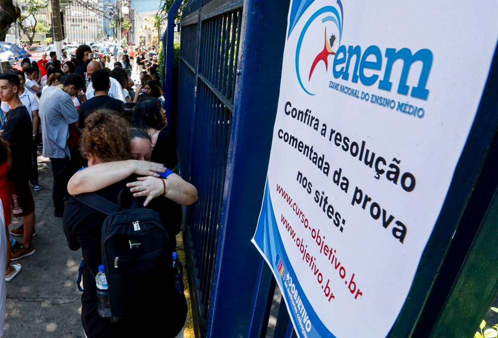 Enem 2024: questão sobre pererecas-assobiadoras intriga candidatos pelo Brasil
