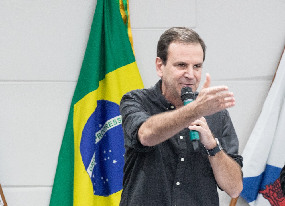 Eduardo Paes critica radicalização política após atentado ao STF