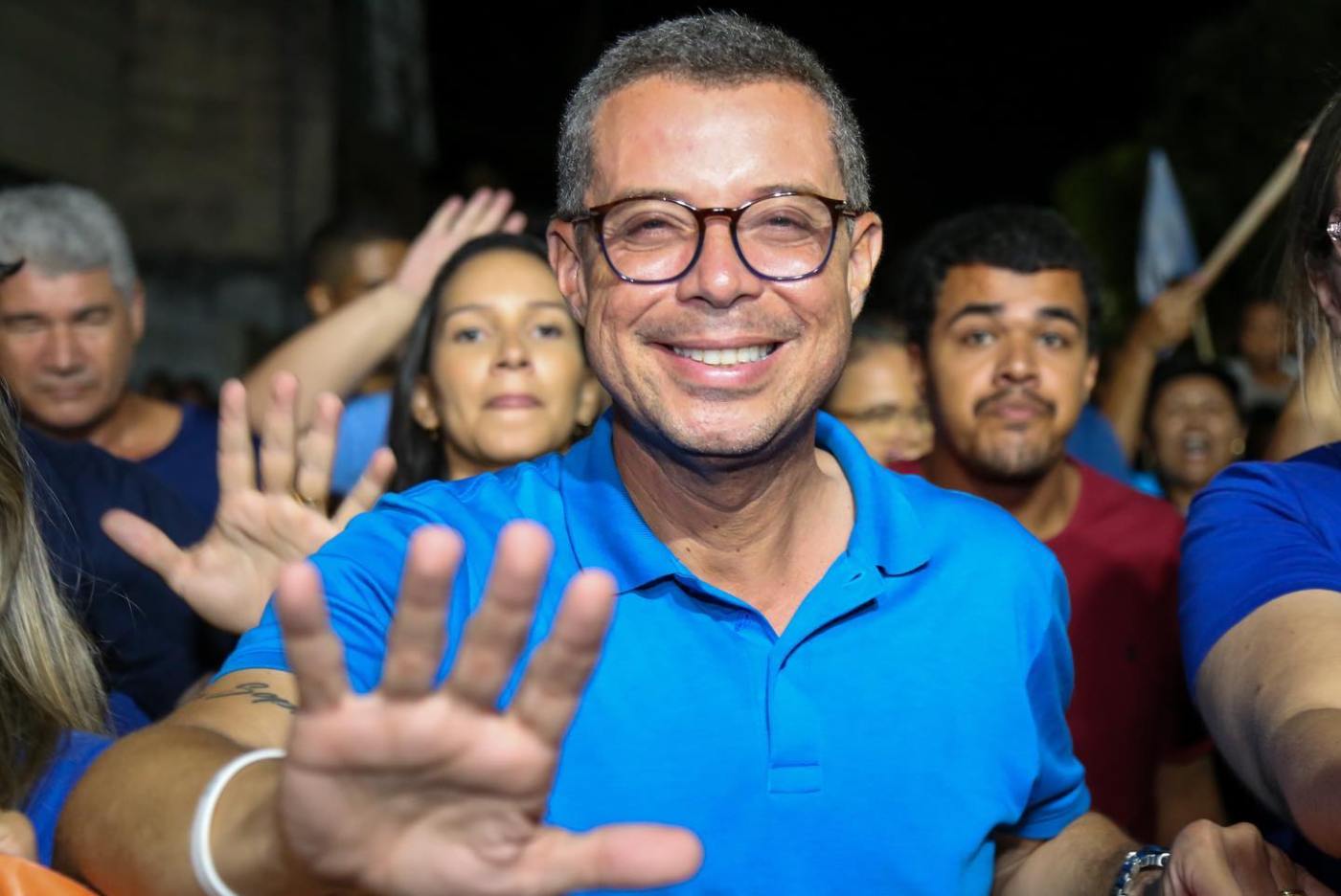 Governador de Sergipe se afasta para tratar pneumonia e é flagrado na final da Libertadores
