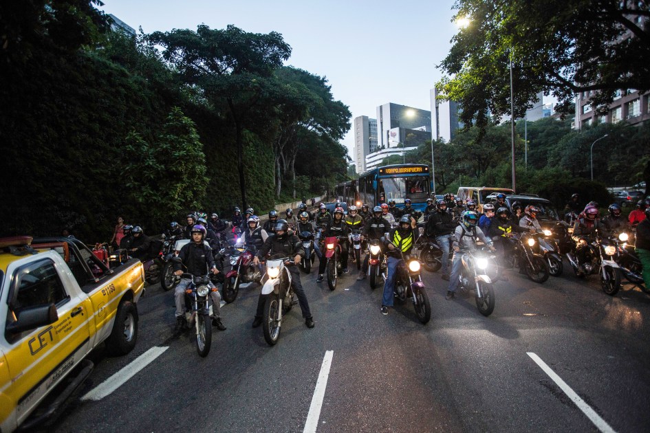 PROTESTO NA AV 23 DE MAIO