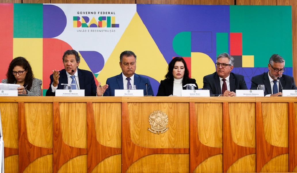 As medidas do governo caíram como ‘barata voa’ no mercado