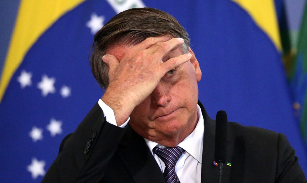 PCDF diz a Moraes que instaurou inquérito para apurar arma de Bolsonaro apreendida