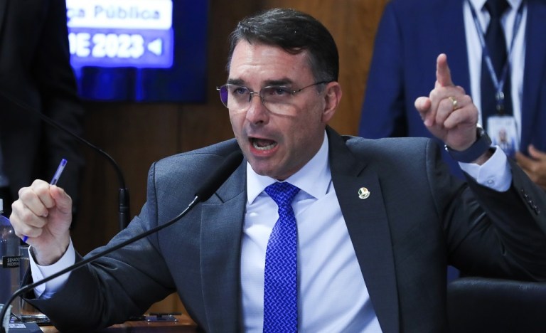 Senador Flávio Bolsonaro