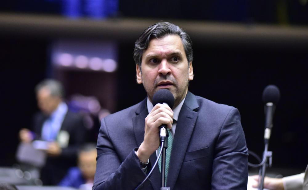 Deputados do PP e MDB são escolhidos como relatores de projetos sobre corte de gastos