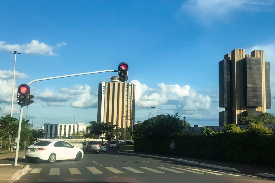Edifício Sede Caixa Econômica Federal e Banco Central em Brasília