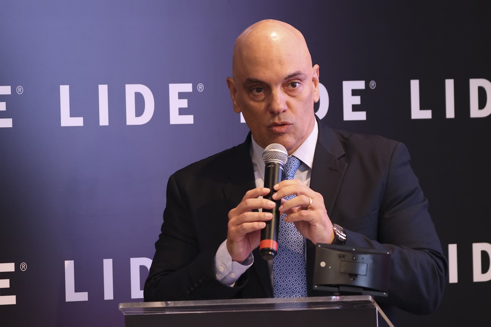 Moraes cobra resposta da PF sobre investigação de Elon Musk e X