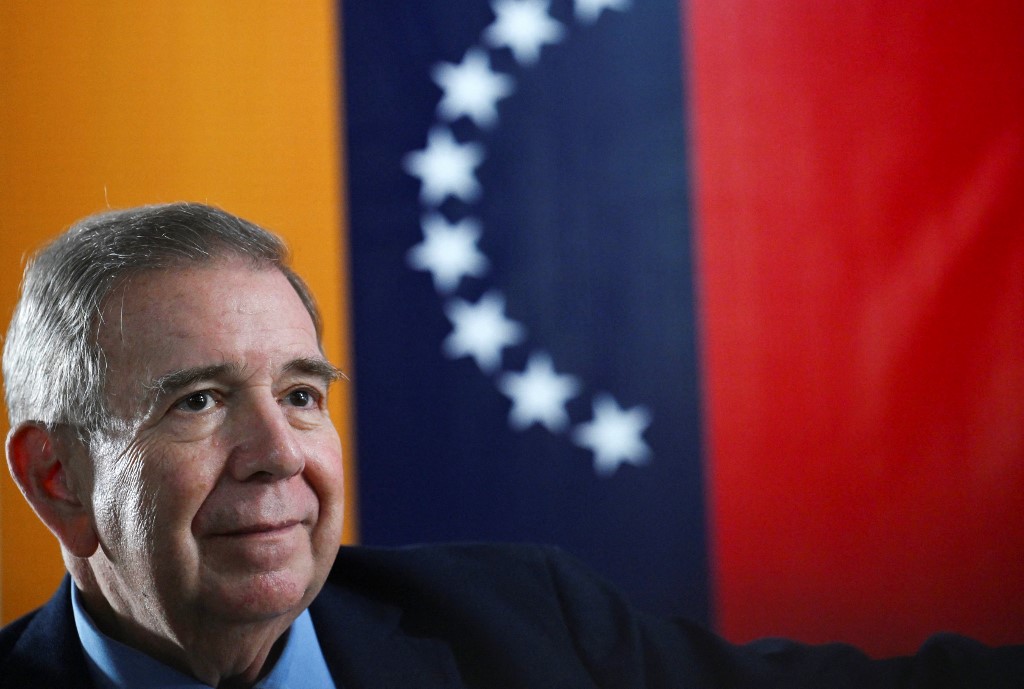 Venezuela oferece US$ 100 mil como recompensa por informações sobre Edmundo González Urrutia