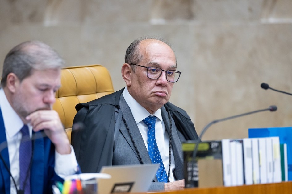 Luiz Fux e Gilmar Mendes no plenário do STF