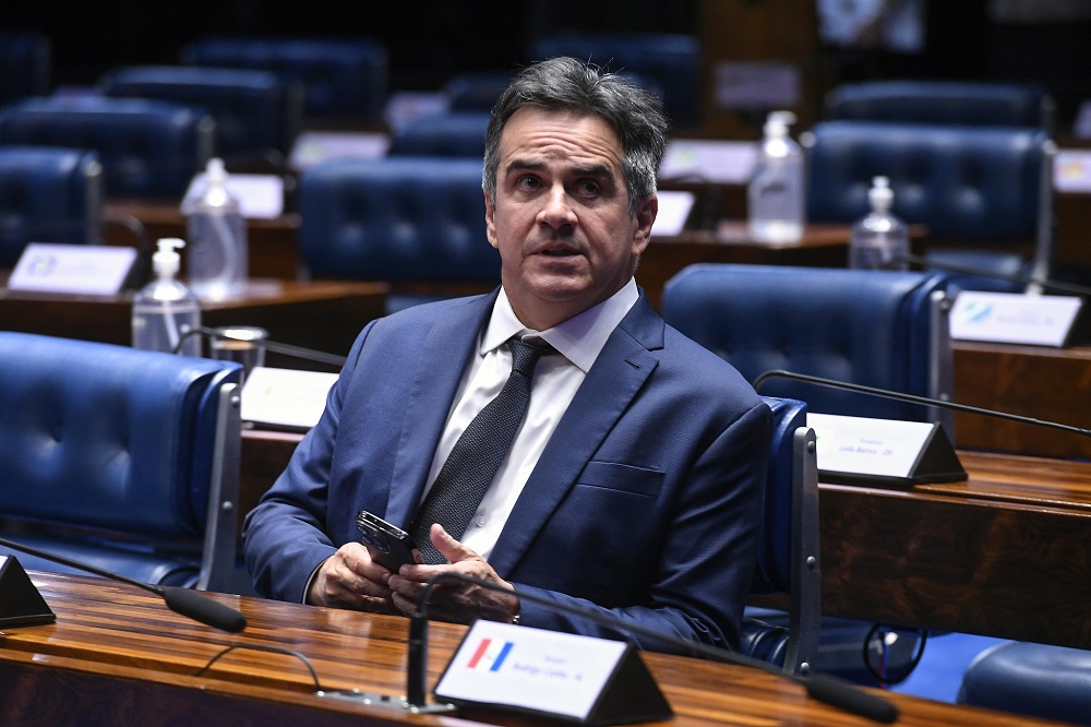 Ciro Nogueira sai em defesa de Bolsonaro e critica ‘traição’ de Astronauta