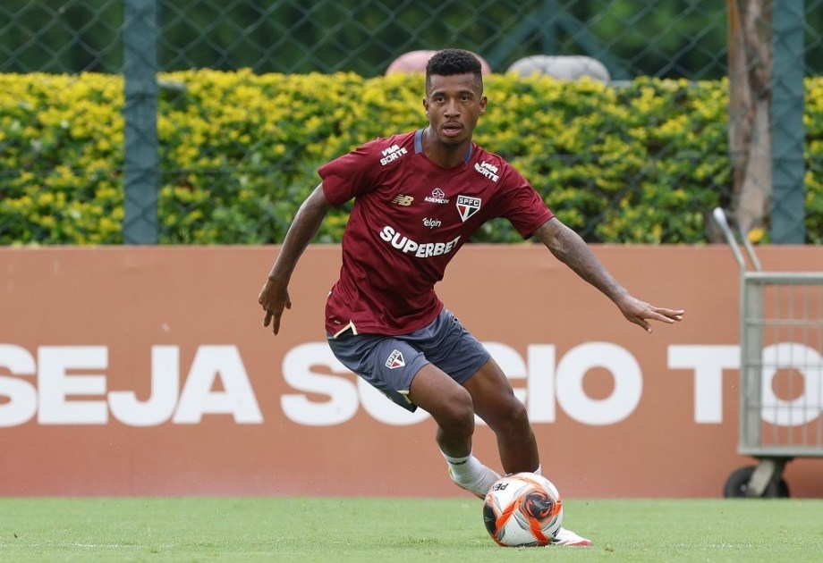 Marcos Antônio em treino no CCT da Barra Funda