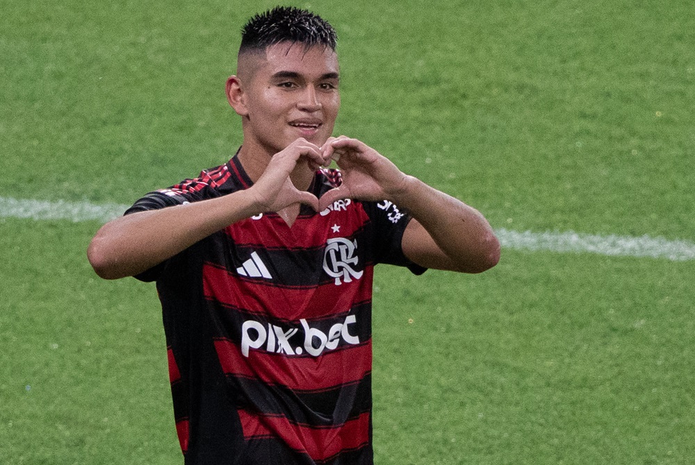 Com time reserva, Flamengo estreia no Maracanã com vitória diante do Sampaio Corrêa