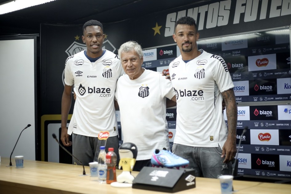 SANTOS-APRESENTACAO ZE IVALDO E LUISAO