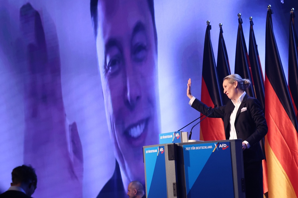 Elon Musk gera polêmica ao apoiar a AfD na Alemanha e criticar a culpa histórica