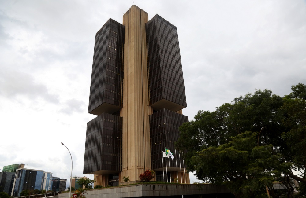 BC reduz taxa de juros a 13,75% ao ano