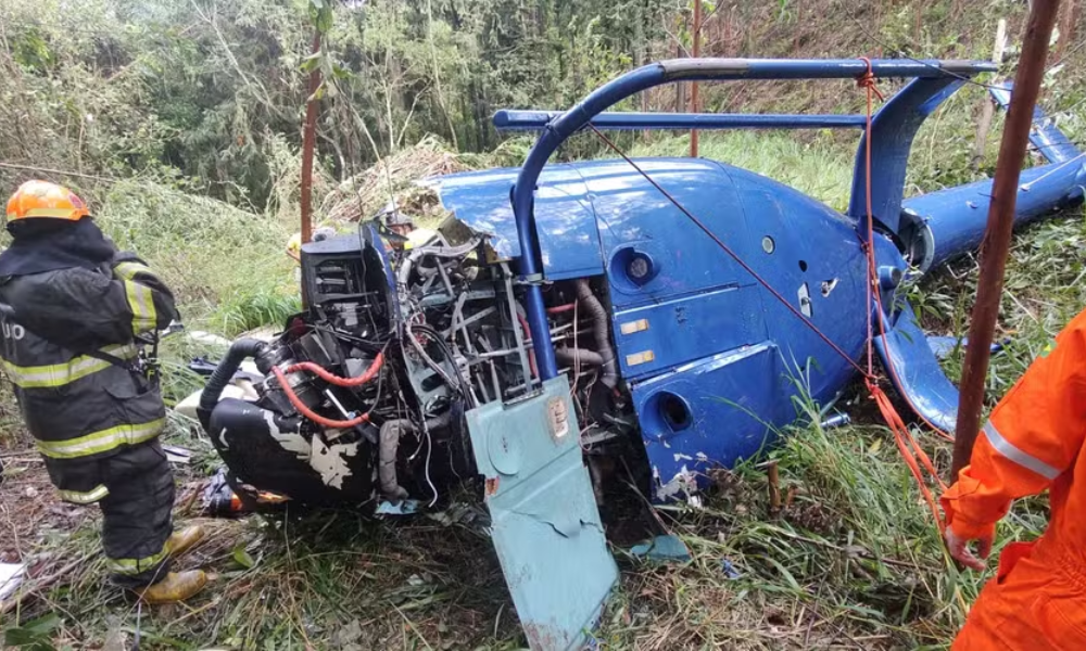 Queda de helicóptero em Caieiras (SP) deixa dois mortos