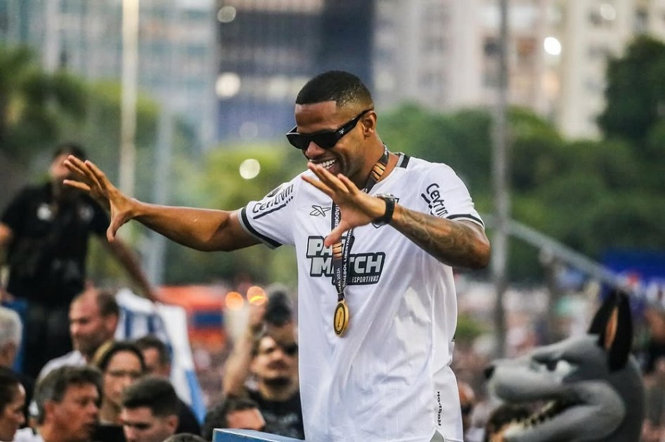 Júnior Santos