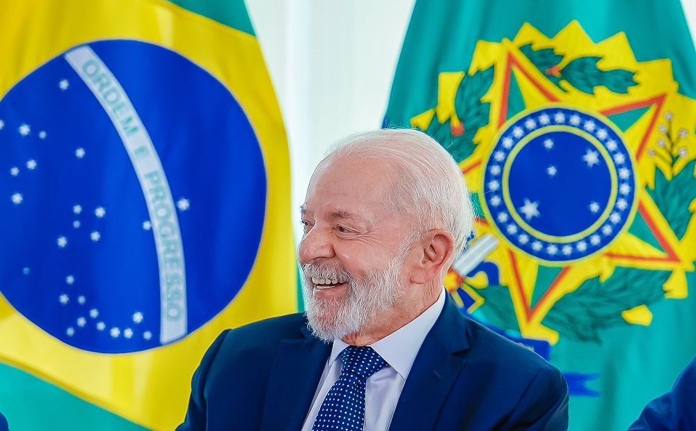 Lula afirma que ‘aprovação da regulamentação da tributária é marco histórico’