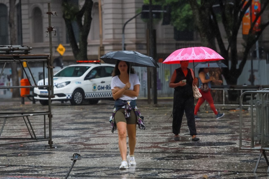Movimentação no Centro do Rio de Janeiro, na manhã desta quinta-feira