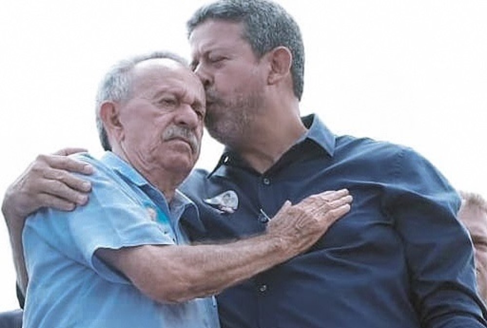 Morre Benedito de Lira, prefeito de Barra de São Miguel (AL) e pai do presidente da Câmara