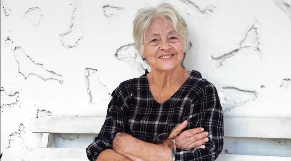 Lula entrega Prêmio Camões para Adélia Prado e elogia sua obra: ‘Transborda verdade’