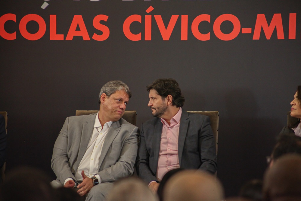 Pelo menos 45 escolas devem começar regime cívico-militar em São Paulo em 2025