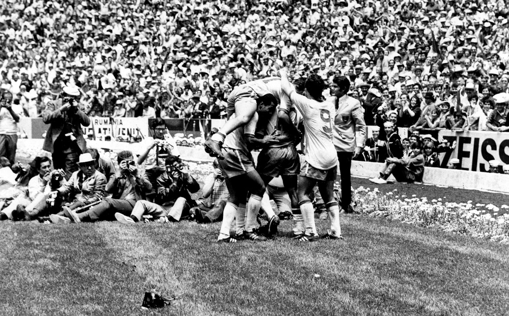 Disco raro sobre a conquista da seleção brasileira em 1970 é apresentado por Franco Neto