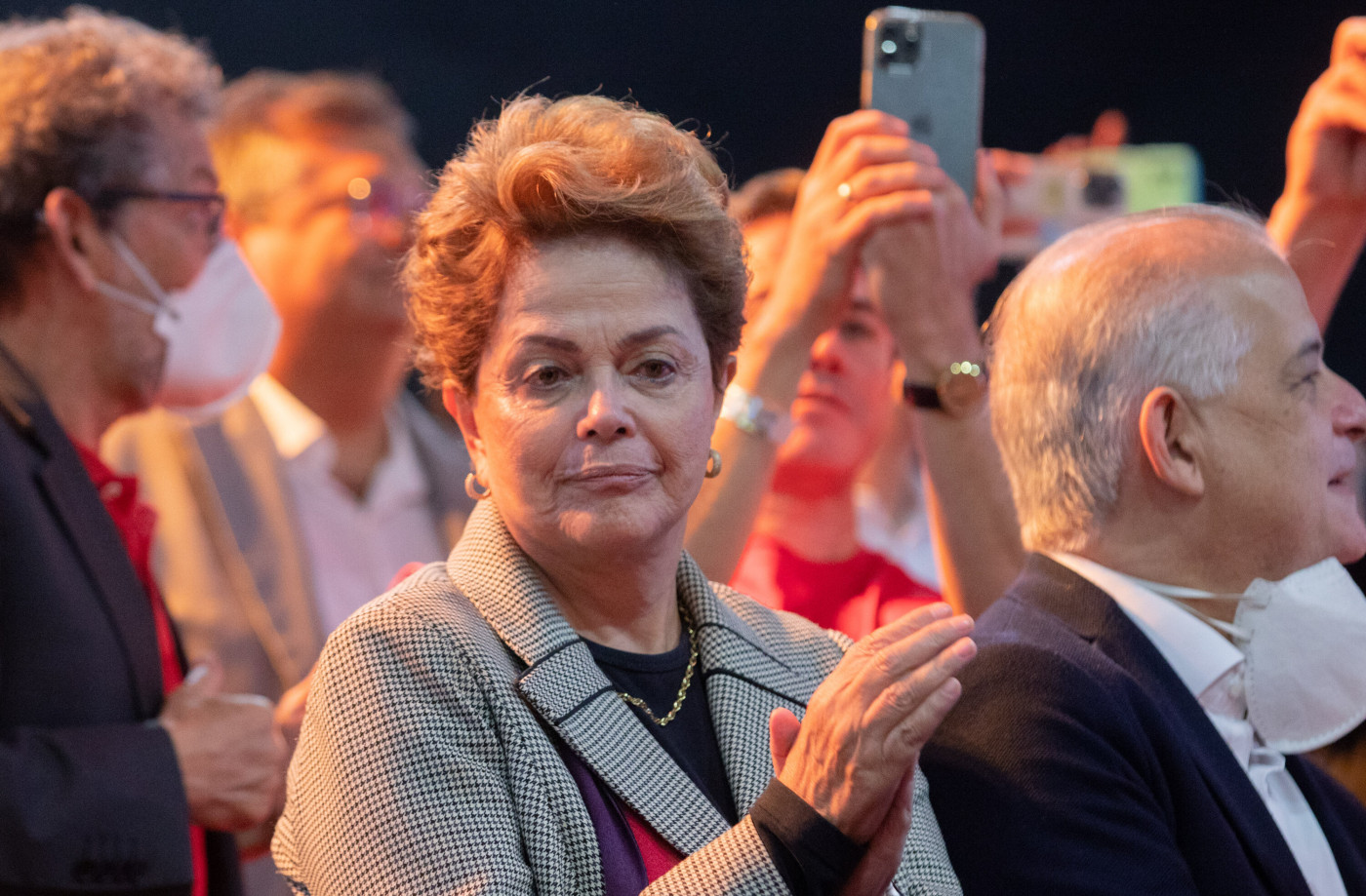 Dilma Rousseff passa mal e é internada na China