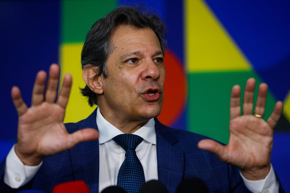 Pacote de 25 medidas de Haddad deixa a desejar – do marketing à frustração