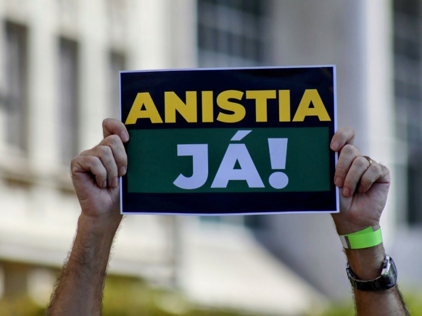 RIO, ATO POR ANISTIA
