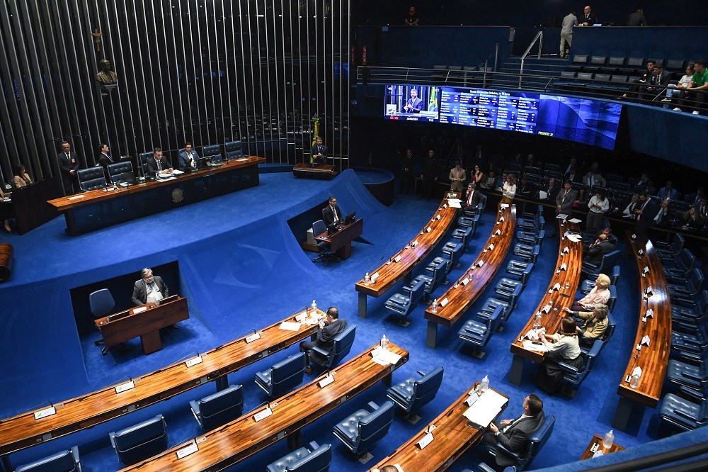 Senado deve avançar com projeto que estabelece fim da reeleição e unificar data das eleições