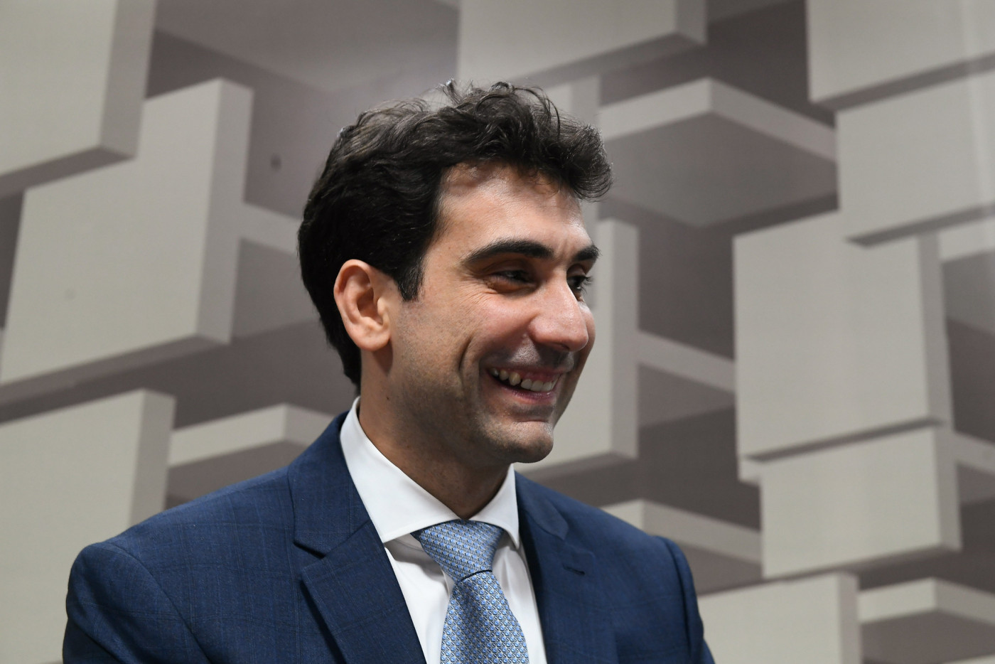 Gabriel Galípolo grava vídeo para explicar mudanças no Pix