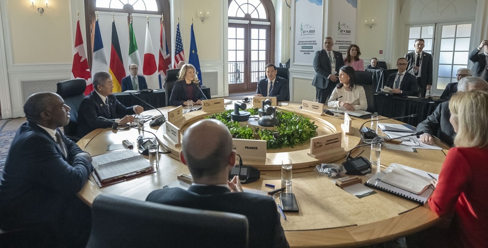 G7
