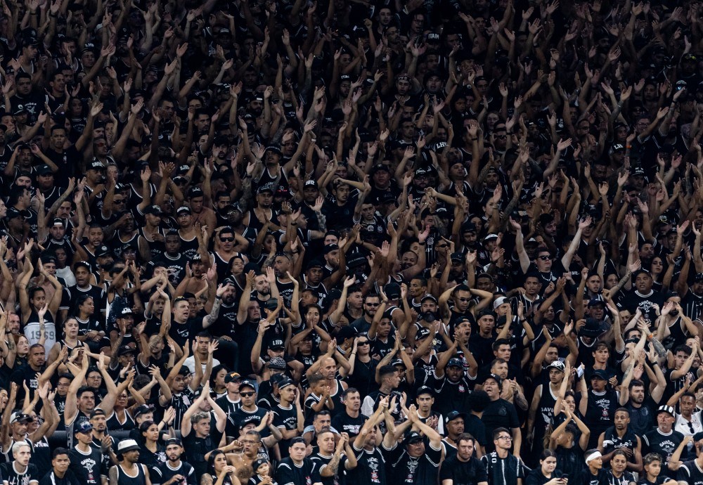 Torcida do Corinthians esgota ingressos para decisão contra o Palmeiras no Paulistão