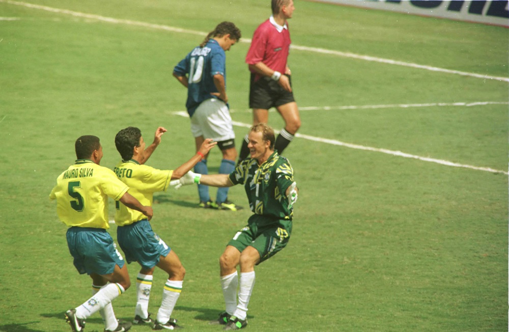 Discos comemorativos pelos títulos da seleção brasileira foram lançados até 1994