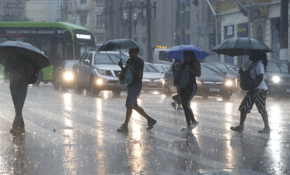 São Paulo terá chuva forte nesta quinta