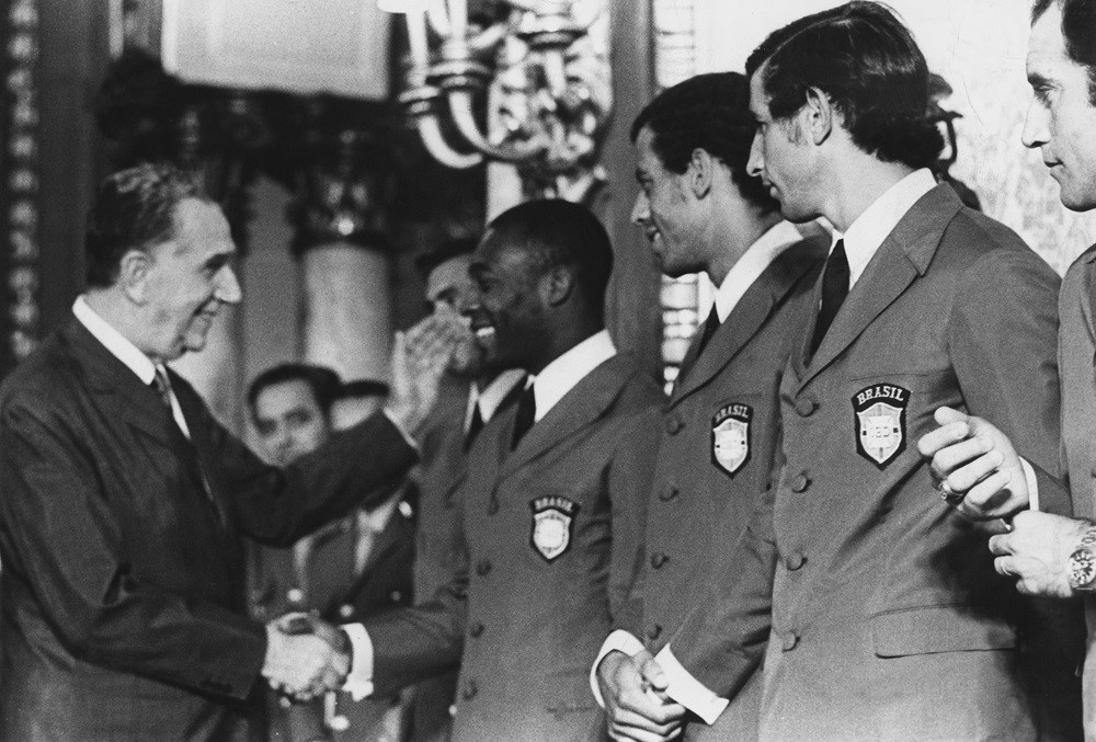 A conquista do tricampeonato pela seleção foi um prato cheio para o regime militar