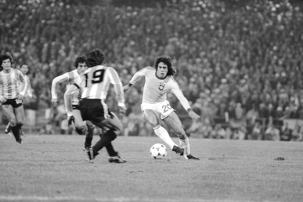 O duelo entre Brasil e Argentina em 1978 ficou conhecido como ‘Batalha de Rosário’