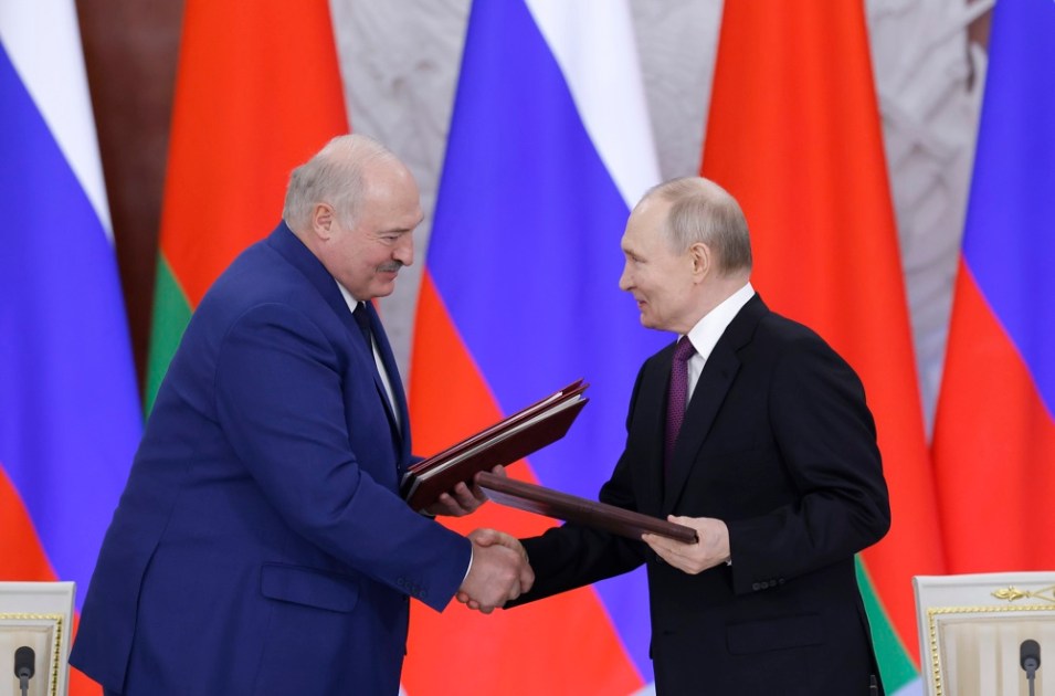 O presidente da Bielorrússia, Alexander Lukashenko, visita a Rússia