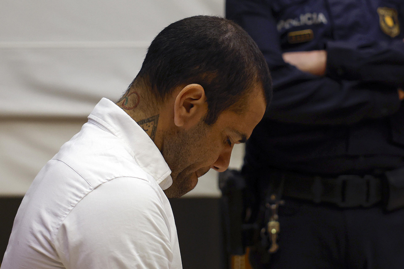 Advogada de jovem estuda apelar ao Supremo contra absolvição de Daniel Alves: ‘Retrocesso’