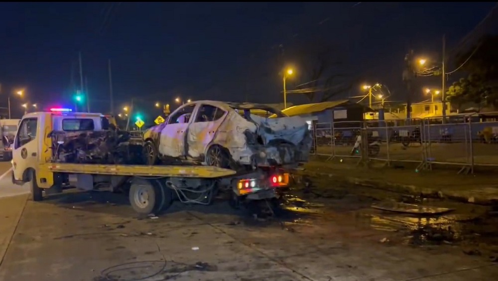 Carro-bomba Equador
