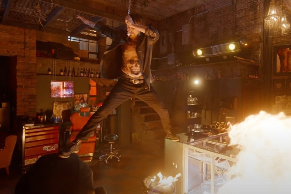 Richard Harmon em cena de "Premonição 6"