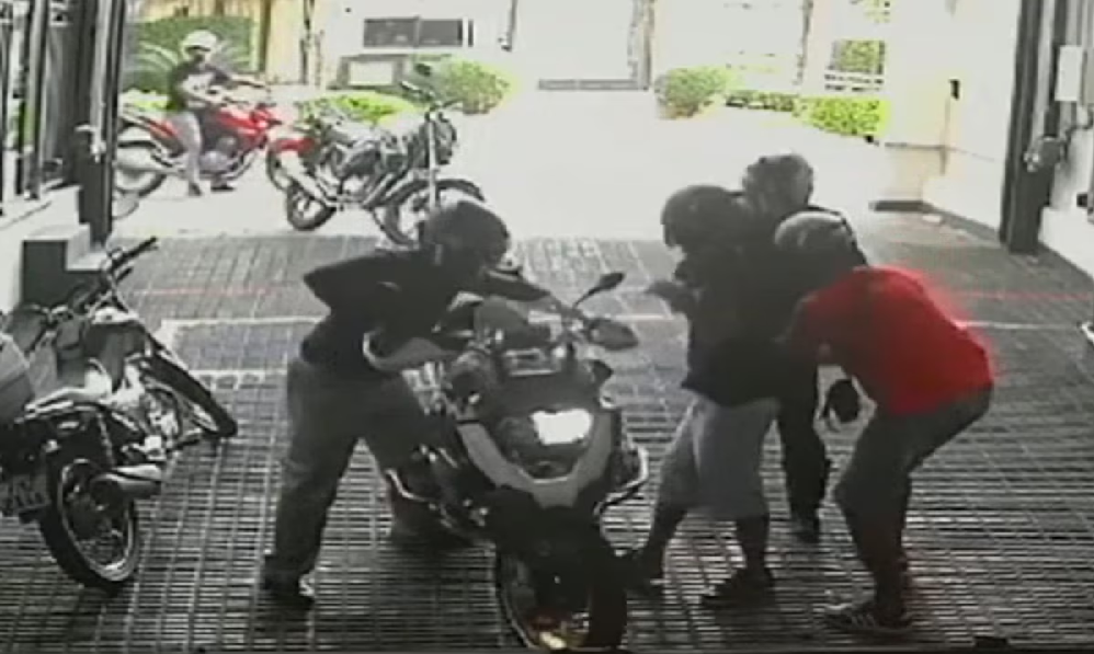 Roubo motociclista
