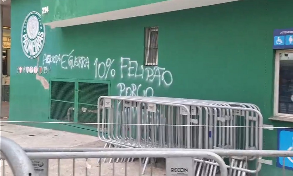 Palmeiras sede pichada